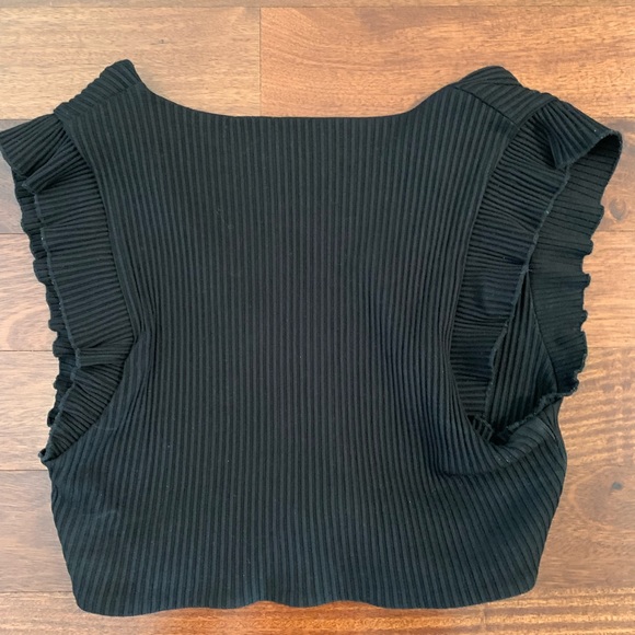 Wilfred crop top some medium - Picture 3 of 3